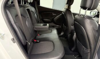 Hyundai ix35 | FWD (przód) | Manualna | 166 KM | Biały full