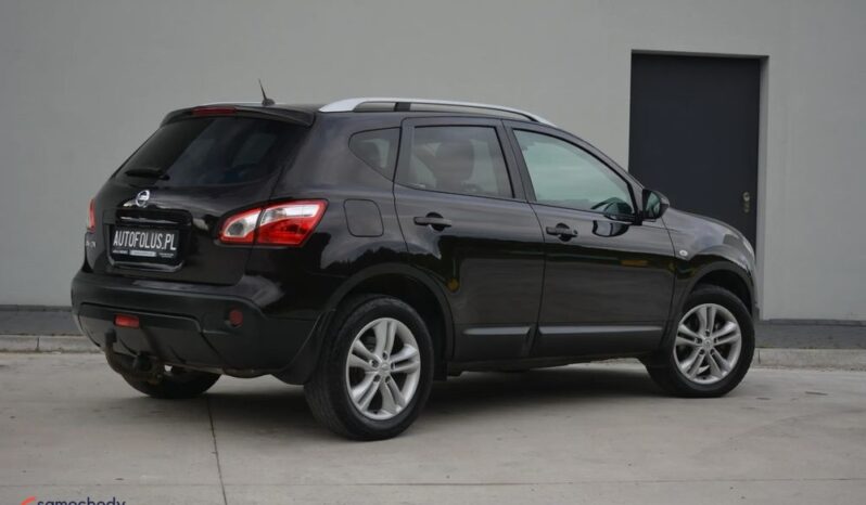 Nissan Qashqai | 4×4 (doł. ręcznie) | Manualna | 141 KM | Inny kolor full