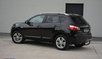Nissan Qashqai | 4×4 (doł. ręcznie) | Manualna | 141 KM | Inny kolor full