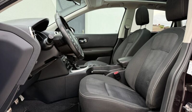 Nissan Qashqai | 4×4 (doł. ręcznie) | Manualna | 141 KM | Inny kolor full