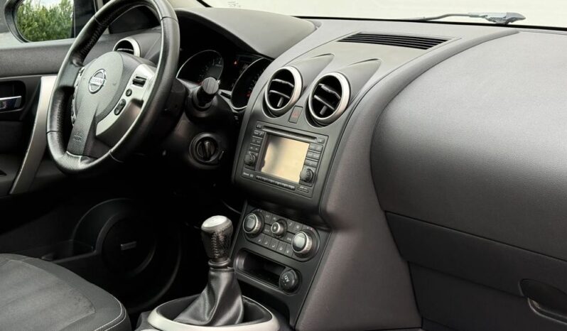 Nissan Qashqai | 4×4 (doł. ręcznie) | Manualna | 141 KM | Inny kolor full