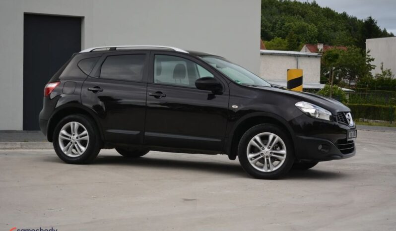 Nissan Qashqai | 4×4 (doł. ręcznie) | Manualna | 141 KM | Inny kolor full