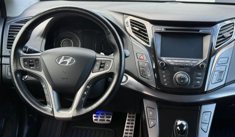 Hyundai i40 | FWD (przód) | Automatyczna | 141 KM | Czarny full