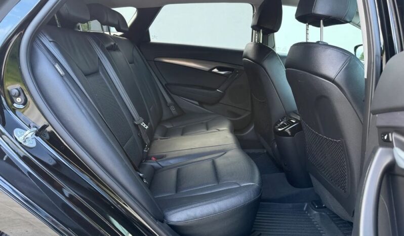 Hyundai i40 | FWD (przód) | Automatyczna | 141 KM | Czarny full