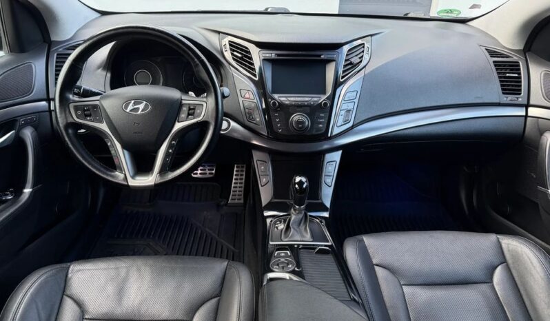 Hyundai i40 | FWD (przód) | Automatyczna | 141 KM | Czarny full