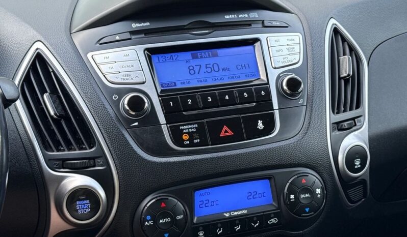 Hyundai ix35 | FWD (przód) | Manualna | 135 KM | Niebieski full