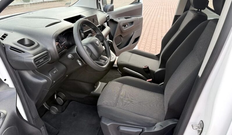 Toyota Proace City Verso | FWD (przód) | Manualna | 110 KM | Biały full