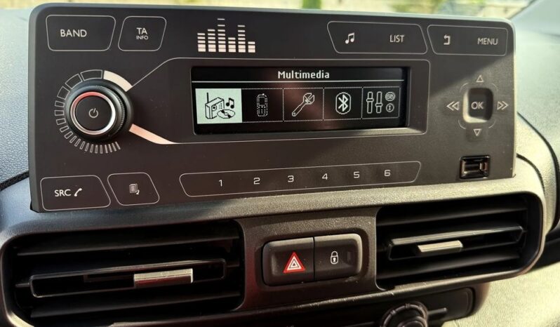 Toyota Proace City Verso | FWD (przód) | Manualna | 110 KM | Biały full