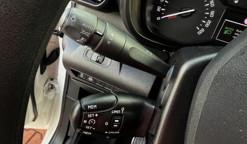 Toyota Proace City Verso | FWD (przód) | Manualna | 110 KM | Biały full