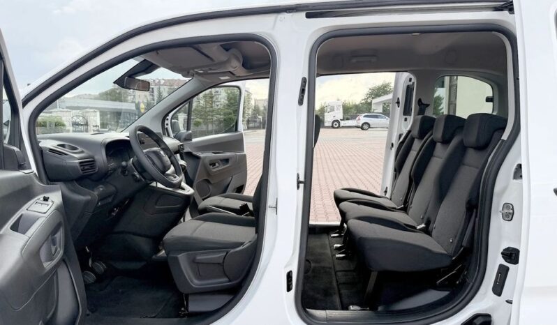 Toyota Proace City Verso | FWD (przód) | Manualna | 110 KM | Biały full