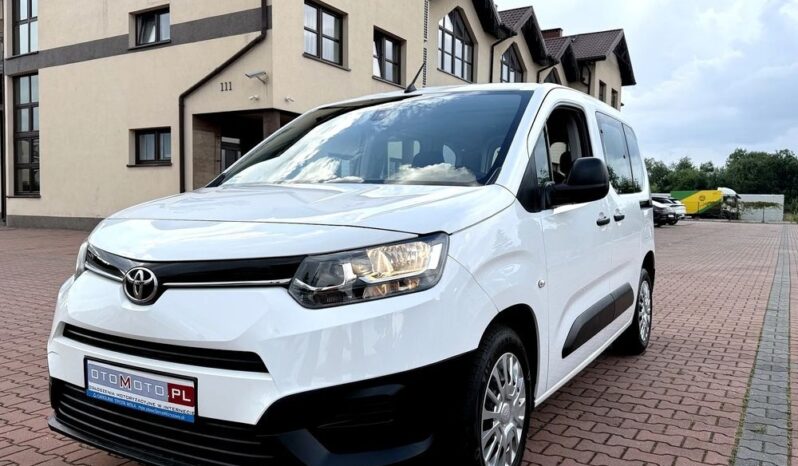 Toyota Proace City Verso | FWD (przód) | Manualna | 110 KM | Biały full