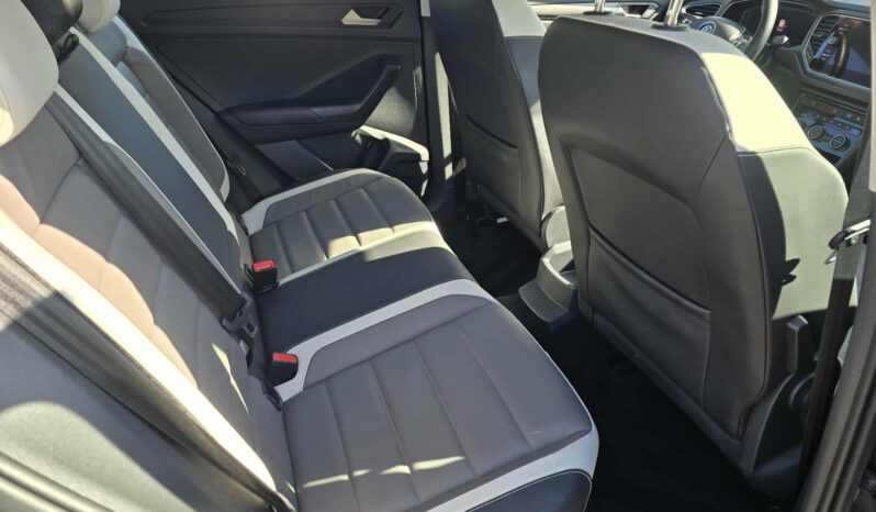 Volkswagen T-Roc | FWD (przód) | Manualna | 150 KM | Brązowy full