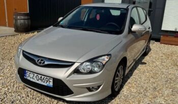 Hyundai i30 | FWD (przód) | Manualna | 90 KM | Beżowy full