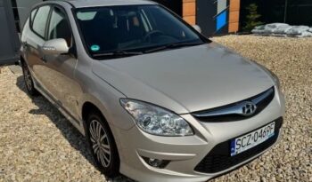 Hyundai i30 | FWD (przód) | Manualna | 90 KM | Beżowy full