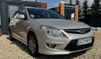 Hyundai i30 | FWD (przód) | Manualna | 90 KM | Beżowy full