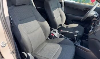 Hyundai i30 | FWD (przód) | Manualna | 90 KM | Beżowy full