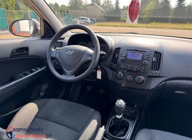 Hyundai i30 | FWD (przód) | Manualna | 90 KM | Beżowy full