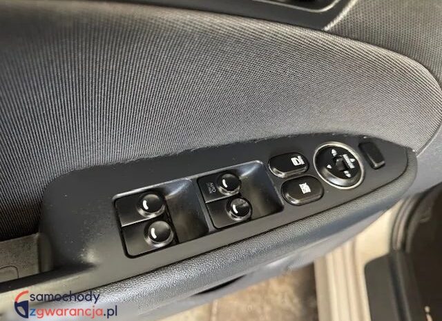 Hyundai i30 | FWD (przód) | Manualna | 90 KM | Beżowy full