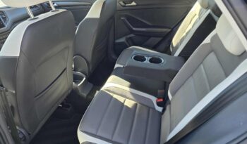 Volkswagen T-Roc | FWD (przód) | Manualna | 150 KM | Brązowy full