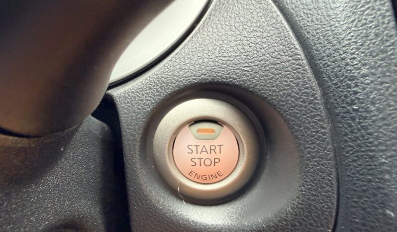 Nissan Juke | FWD (przód) | Manualna | 116 KM | Żółty full
