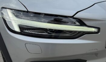 Volvo V60 | 4×4 (doł. automatycznie) | Automatyczna | 150 KM | Srebrny full