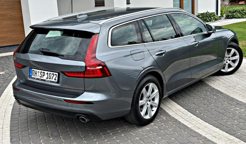 Volvo V60 | FWD (przód) | Manualna | 190 KM | Szary full