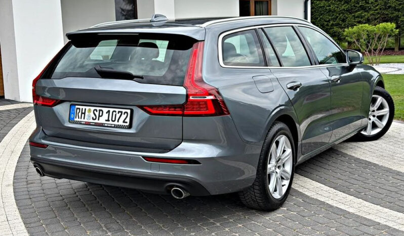 Volvo V60 | FWD (przód) | Manualna | 190 KM | Szary full