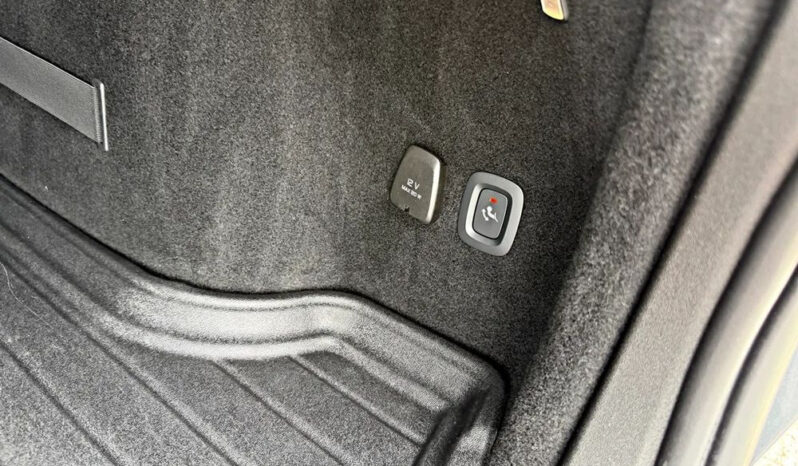 Volvo V60 | FWD (przód) | Manualna | 190 KM | Szary full