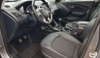 HYUNDAI ix35  | FWD (przód) | Manualna | 115 KM | Szary full