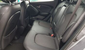 HYUNDAI ix35  | FWD (przód) | Manualna | 115 KM | Szary full