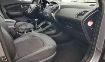 HYUNDAI ix35  | FWD (przód) | Manualna | 115 KM | Szary full