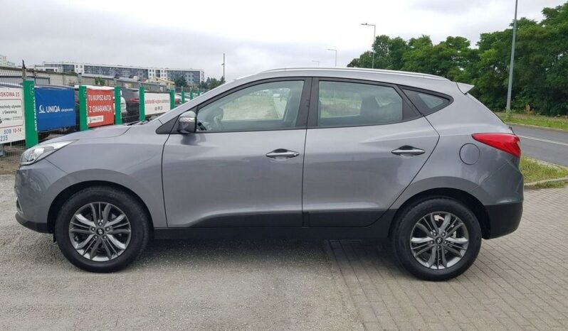 HYUNDAI ix35  | FWD (przód) | Manualna | 115 KM | Szary full