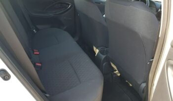 Toyota Yaris | FWD (przód) | Manualna | 72 KM | Biały full