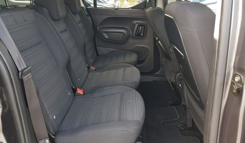 OPEL Combo | FWD (przód) | Manualna | 130 KM | Szary full
