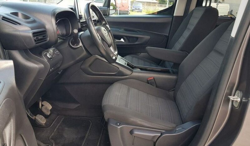 OPEL Combo | FWD (przód) | Manualna | 130 KM | Szary full