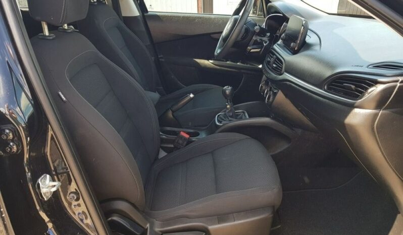 FIAT Tipo  | FWD (przód) | Manualna | 95 KM | Czarny full