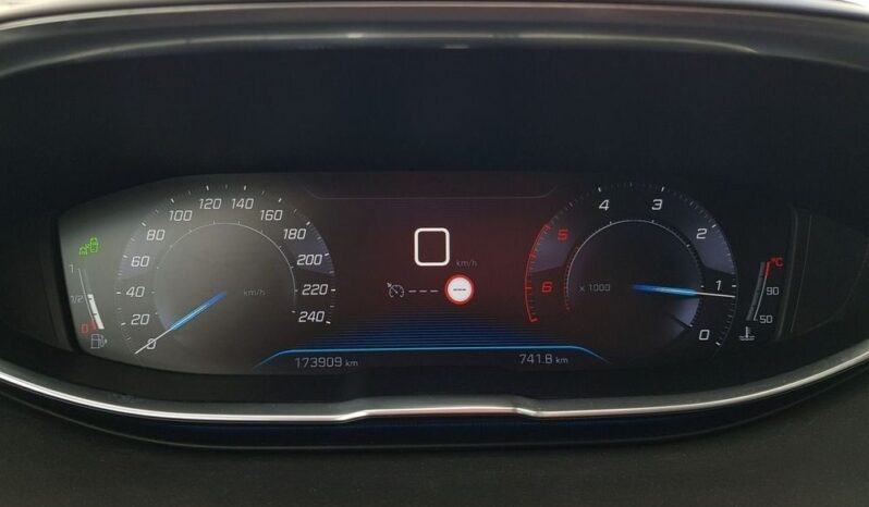 Peugeot 3008 | FWD (przód) | Manualna | 130 KM | Szary full