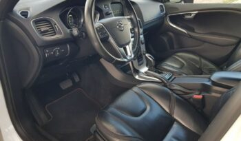 Volvo V40 | FWD (przód) | Automatyczna | 150 KM | Biały full