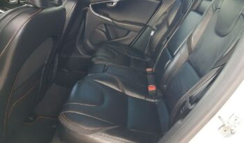 Volvo V40 | FWD (przód) | Automatyczna | 150 KM | Biały full