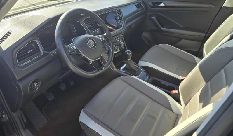 Volkswagen T-Roc | FWD (przód) | Manualna | 150 KM | Brązowy full