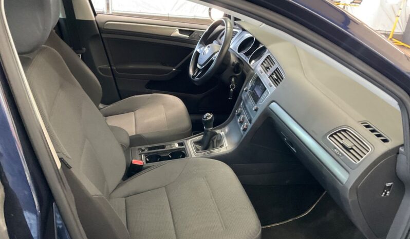 Volkswagen Golf | FWD (przód) | Manualna | 140 KM | Niebieski full