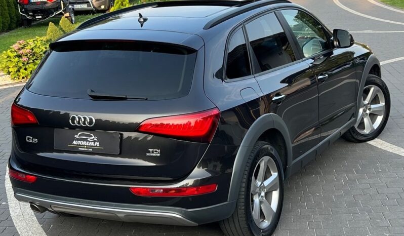 Audi   Q5    190 KM    Automatyczna    4×4 (stały)    Szary full