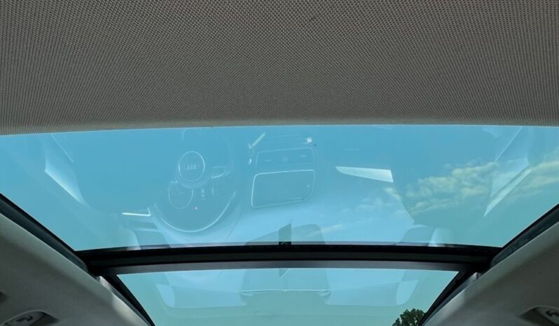 Audi   Q5    190 KM    Automatyczna    4×4 (stały)    Szary full