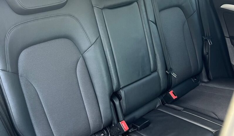 Audi   Q5    190 KM    Automatyczna    4×4 (stały)    Szary full