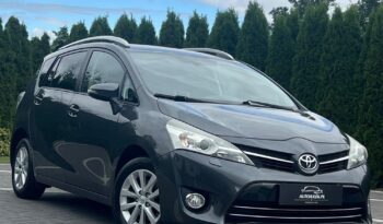 Toyota   Verso    112 Km    Manualna    Fwd (Przód)    Szary
