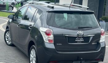 Toyota   Verso    112 KM    Manualna    FWD (przód)    Szary full