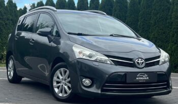 Toyota   Verso    112 KM    Manualna    FWD (przód)    Szary full