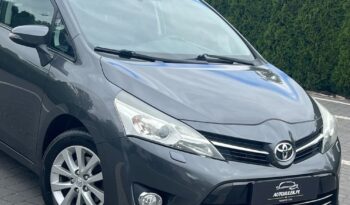 Toyota   Verso    112 KM    Manualna    FWD (przód)    Szary full