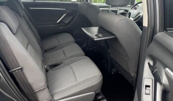 Toyota   Verso    112 KM    Manualna    FWD (przód)    Szary full