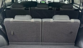 Toyota   Verso    112 KM    Manualna    FWD (przód)    Szary full